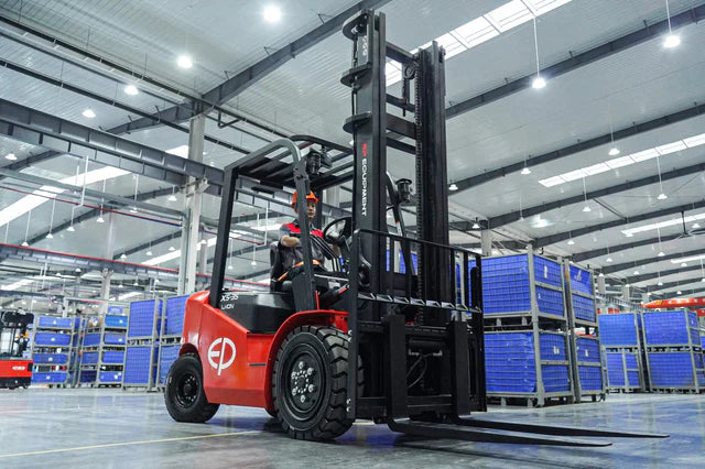 [EP] X5 - 3.5 Tonne Counterbalance Forklift (Lithium)